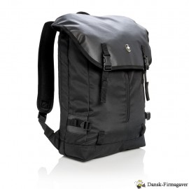 Swiss Peak 17" outdoor laptop backpack