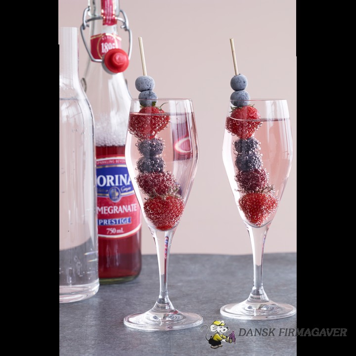 CHAMPAGNE PERFECTION
