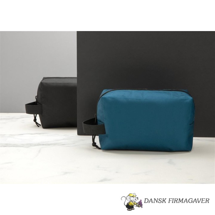 Toilet Taske - Impact AWARE™ basic RPET