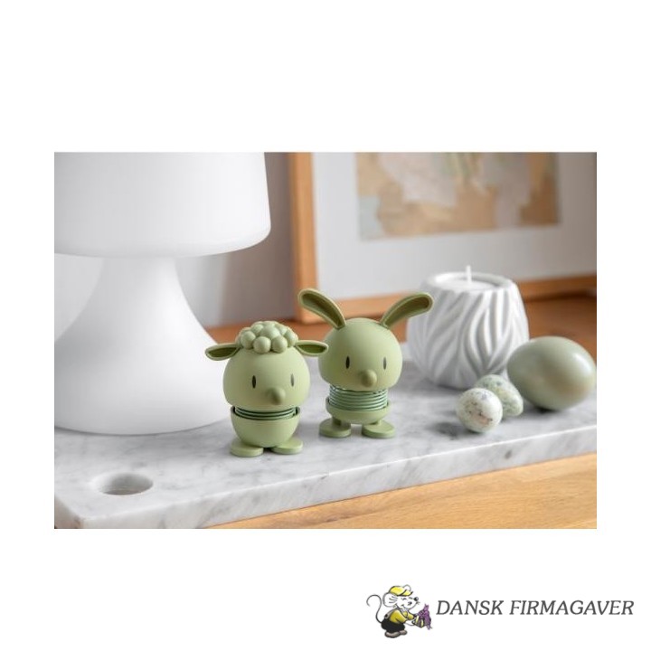 Hoptimist Soft Bunny  eller Lambert Hoptimist 7,5 x 5,8 x 9 cm S Olive