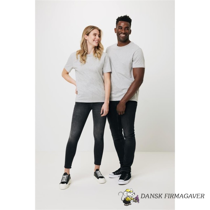 Iqoniq Manuel ufarvet t-shirt i genanvendt bomuld