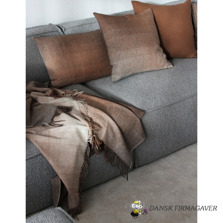 ELVANG HORIZON PLAID + CLASSIC PUDE