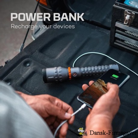 Nebo Davinci 8000 Rechargeable Flashlight