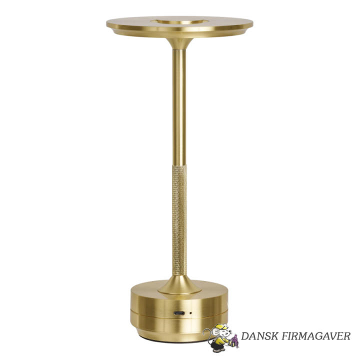 Lyneham Bordlampe