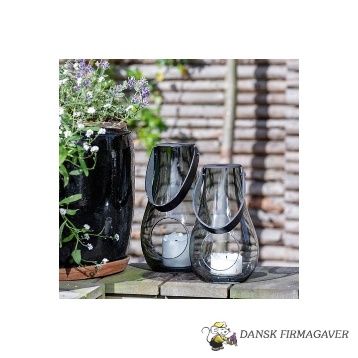 Holmegaards Design with Light lanterne i røgfarvet glas