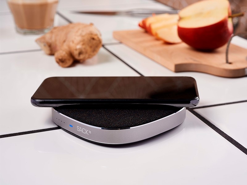CHARGEit, BLACK