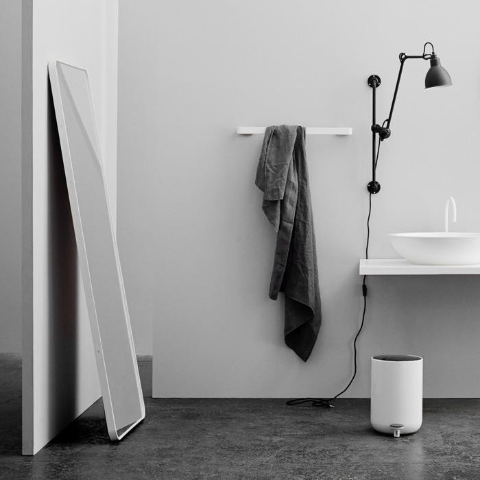 MENU - HÅNDKLÆDEHOLDER - TOWEL BAR, HVID