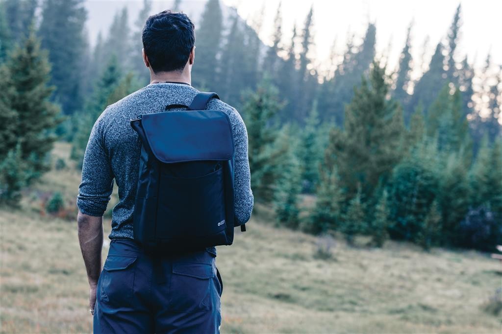 Swiss Peak Fern AWARE™ RPET allover lynlås 15" rygsæk