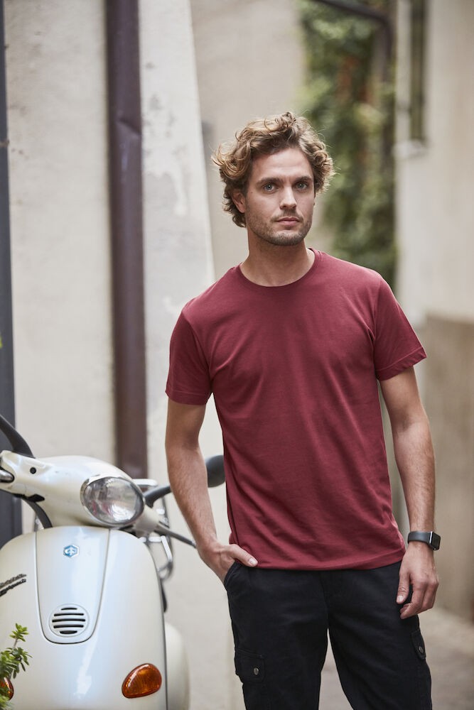 CLIQUE Basic T-shirt