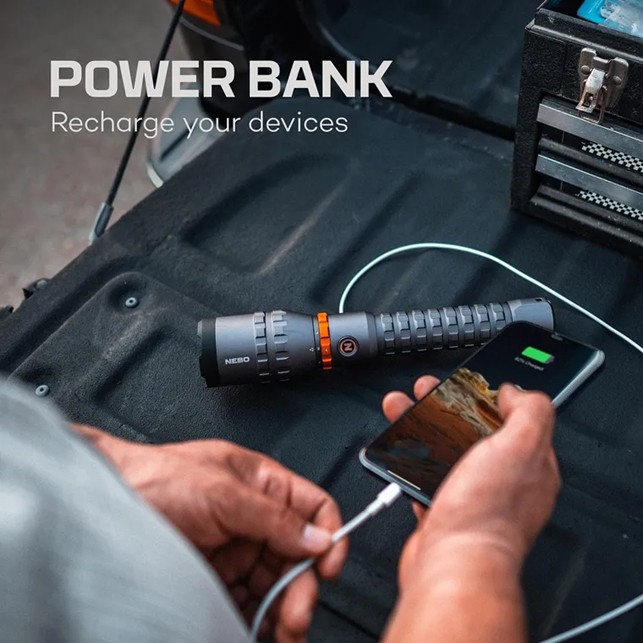 Nebo Davinci 8000 Rechargeable Flashlight