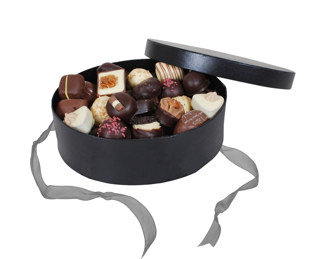 Sort Hatteæske, Luksus chokolade, 500 g.